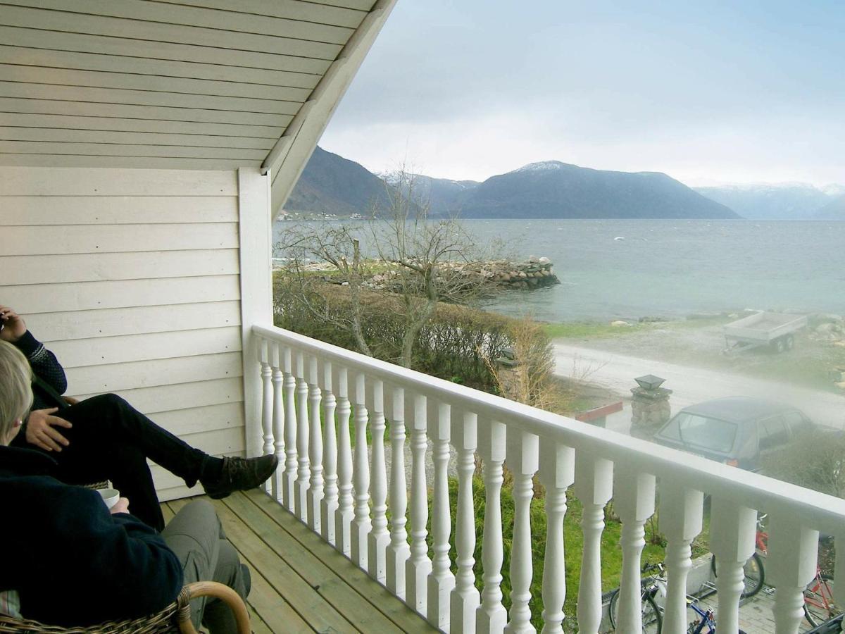 Two-Bedroom Holiday Home In Leikanger ไลคังเกอร์ ภายนอก รูปภาพ